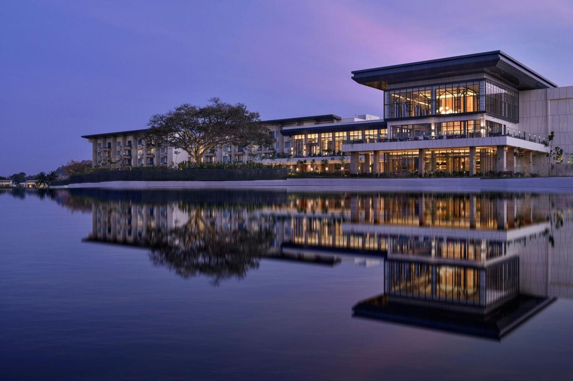 JW Marriott Hotel Bengaluru Prestige Golfshire Resort&Spa Avati Exterior foto